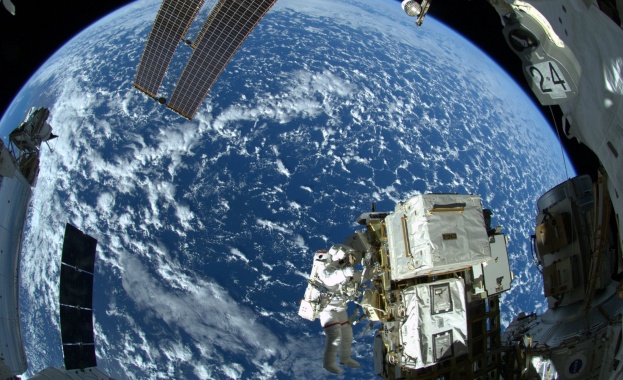 „Роскосмос” и НАСА продължават общата си работа в МКС