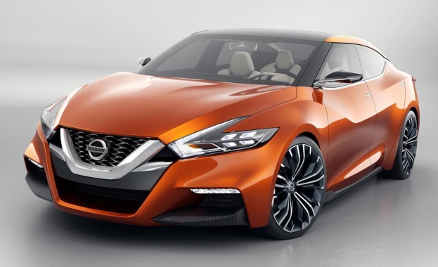 Новият Nissan Maxima впечатлява с "космически" форми