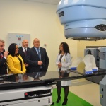 Като видят колко са ни готини министрите, на болните веднага им минава