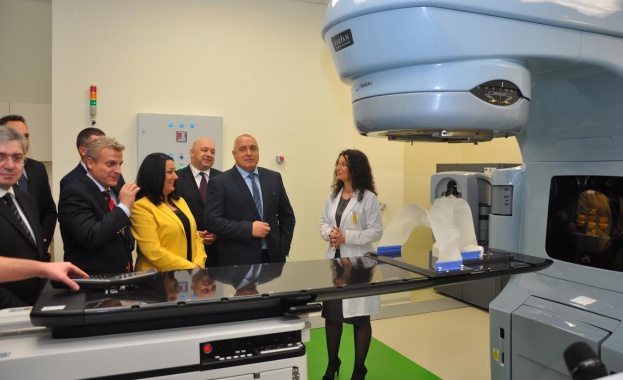 Като видят колко са ни готини министрите, на болните веднага им минава