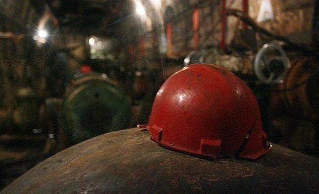 Миньори са блокирани в китайска мина