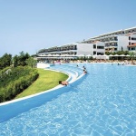 Гърция обяви рекорден брой туристи от България