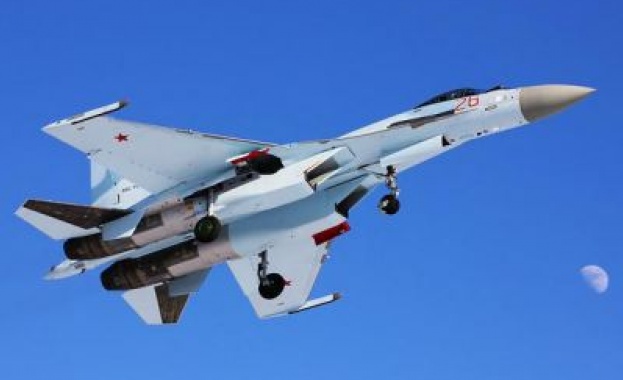 Су-35С ще участва в Парада на Победата