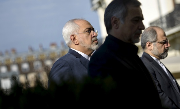 На крачка от развръзката