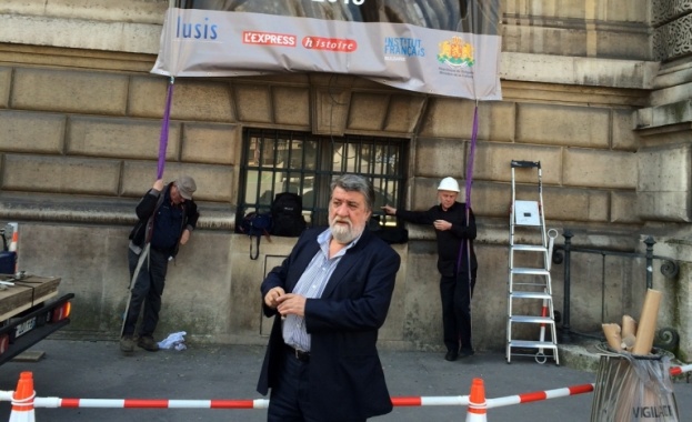 Рашидов инспектира изложбата ни в Лувъра