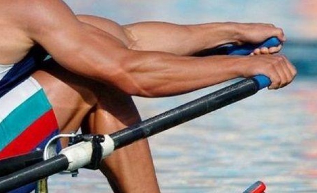 Награждават изтъкнатия треньор по кану-каяк Иван Иванов с медал „За заслуга"