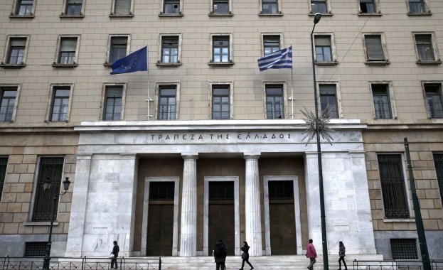 Гръцкото правителство издаде указ за прехвърляне на парите на местните власти в централната банка