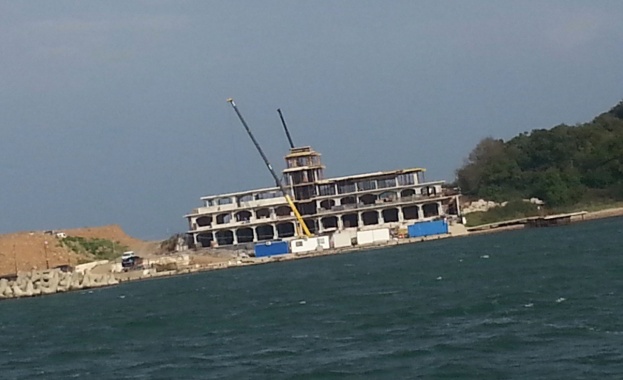 Строежите по Черноморието - тежка корупционна схема на местните общини