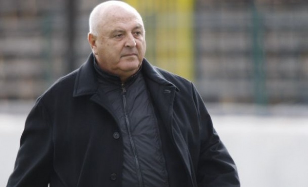 Венци Стефанов предложи отпадане на плейофите в "А" група