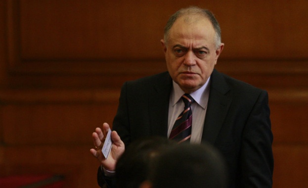 Съпредседателят на „Демократична България Атанас Атанасов заяви за „Хоризонт, че