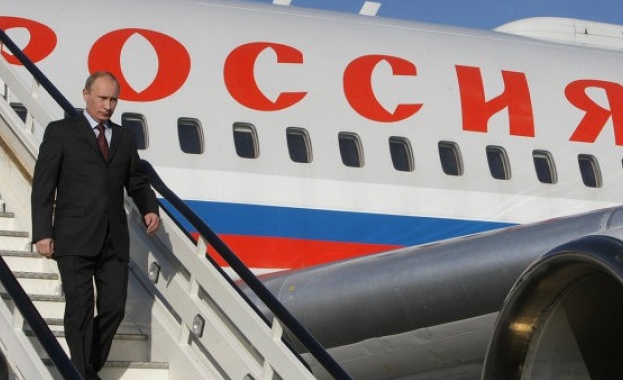 Путин почете жертвите на арменския геноцид в Ереван, среща се с Оланд