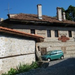 Чужденци на гурме в 200-годишни къщи в Банско  