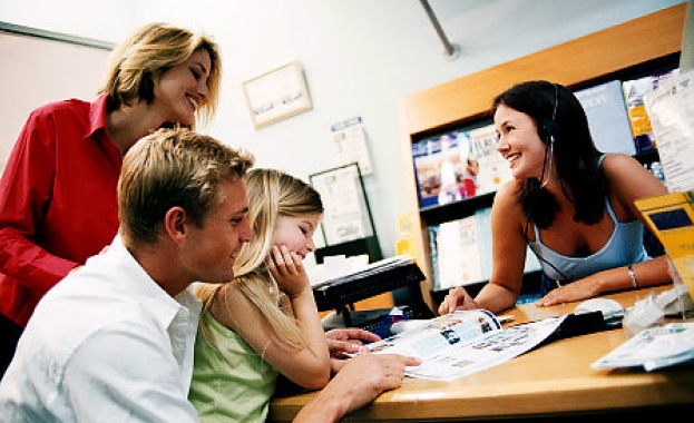 Туроператори предлагат намаления за излъгани туристи