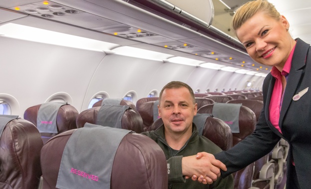 Wizz Air посреща първия пътник със запазено място