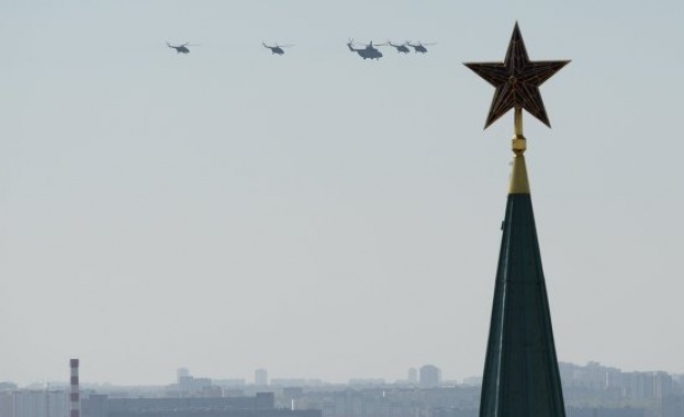 The Financial Times: Западните лидери трябва да съжаляват за решението си да не присъстват на Парада на 9 май