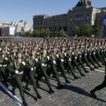16 500 военни и 200 единици техника на парада в Москва 