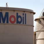 ExxonMobil проучва възможността за участие в конкурсите за търсене на нефт и газ в българската акватория