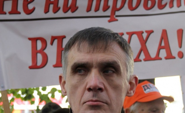 Ал. Каракачанов: Банковата и търговската тайна от КТБ трябва да падне изцяло