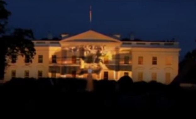 Парадът отиде при Обама: руските танкове „стигнаха“ до Белия дом