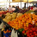 Плодовете поскъпват на едро, но останалите стоки задържат ценовите нива и дори поевтиняват