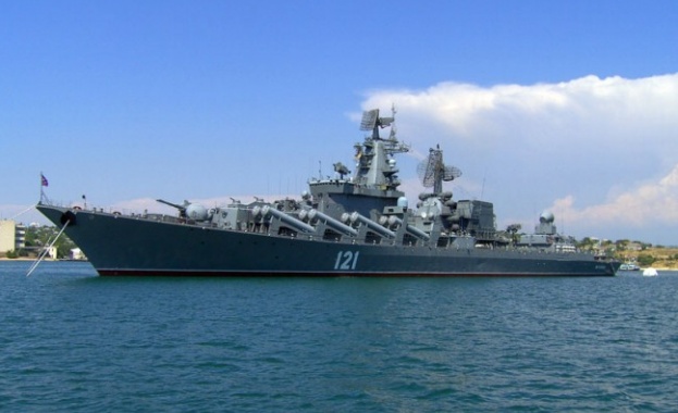 Руски боен кораб преминава в Средиземно море