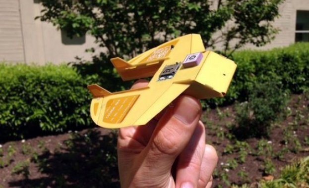 Дрон като една човешка длан 