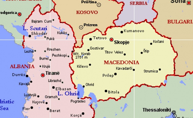 Какво се крие зад събитията в Македония