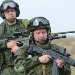 С новата екипировка „Ратник“ руските бойци са неуязвими