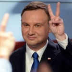 Полският президент сравни членството в ЕС с окупация