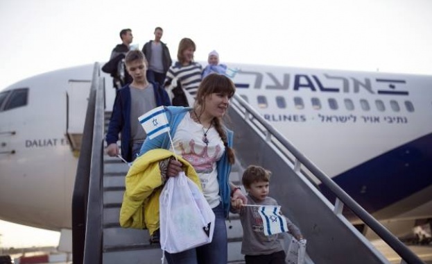 Евреите масово напускат Украйна