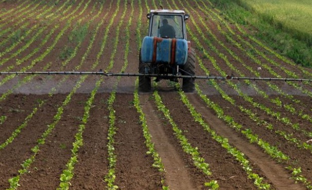 ДПС: Санкционират хиляди земеделци заради неадекватно избран срок