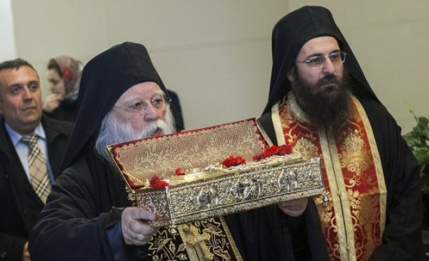 Ковчегът с десницата на Св. Георги пристигна в Петербург