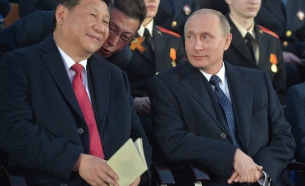 Какво означава присъствието на Си Дзинпин на парада на Победата?