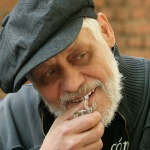 Въпреки че повече почват да говорят за тебе, като си отидеш, по-хубаво е да си жив