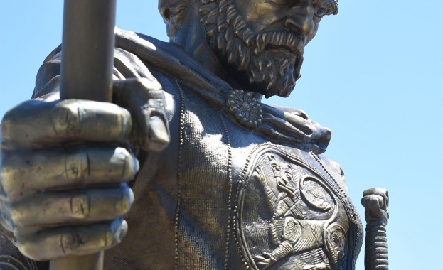 Светещият взор на цар Самуил срещу слепците