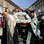 Стотици се включиха в литийното шествие с чудотворната икона "Достойно есть"