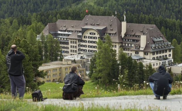 „Билдерберг” чертае световния ред в Алпите