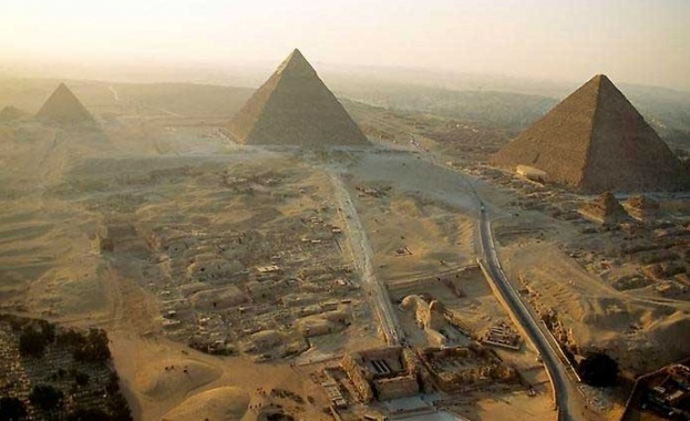 Египетските пирамиди от Космоса /снимка/