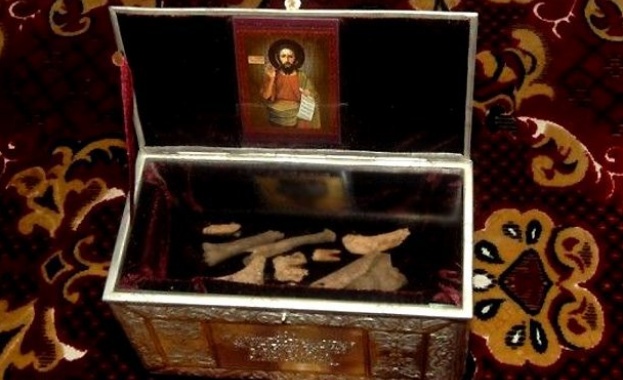 Местят мощите на Йоан Предтеча