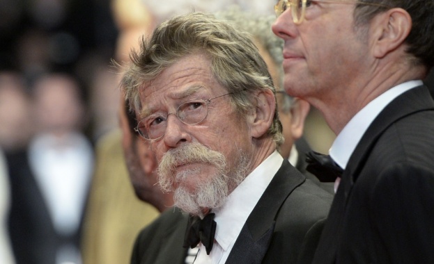 Откриха рак на актьора Джон Хърт