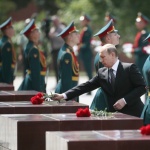 Путин: Наш свещен дълг е да бъдем верни на великите ценности на патриотизма