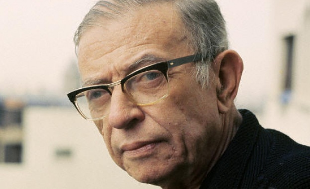 Когато богатите хора воюват едни с други, бедните са тези, които умират