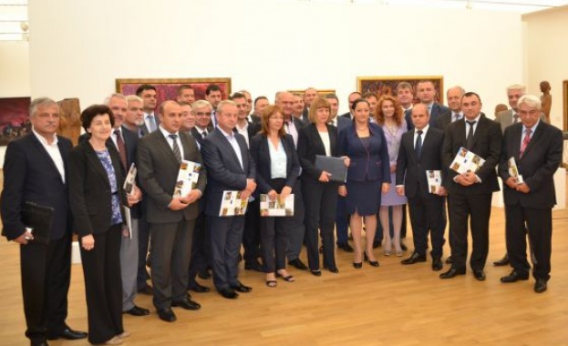 МРРБ разпредели 1,4 млрд. лева на 39 общини