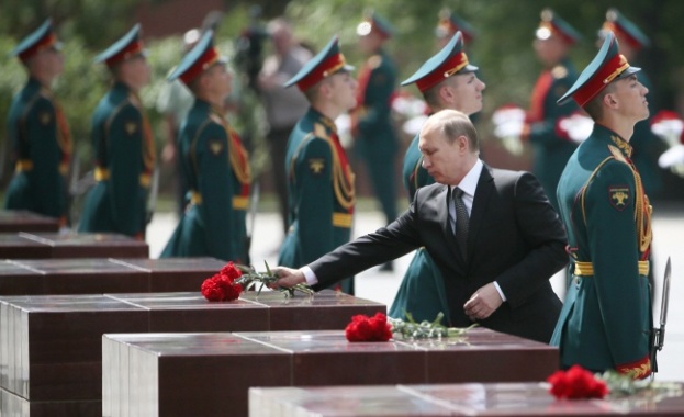 Путин: Наш свещен дълг е да бъдем верни на великите ценности на патриотизма