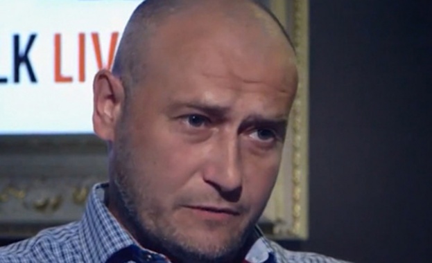 Ярош поиска от Порошенко да откаже изпълняването на Минските споразумения