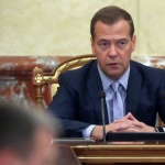 Медведев одобри списъка със забранените за внос стоки