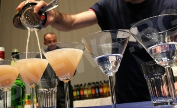 Проверяват качеството на алкохола в хотелите с ол-инклузив пакети