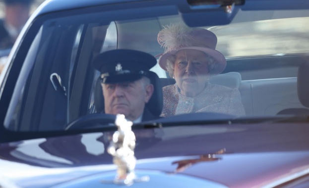 Най-бавното Bentley вози английската кралица