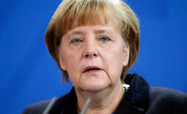 Меркел: Ако еврото се провали, Европа ще се провали