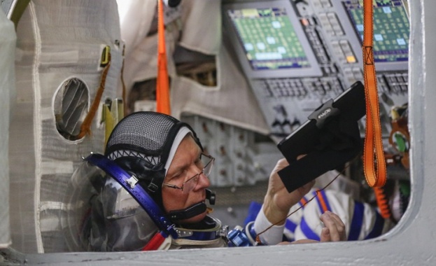Руски космонавт подобри рекорда за продължителност на полета
